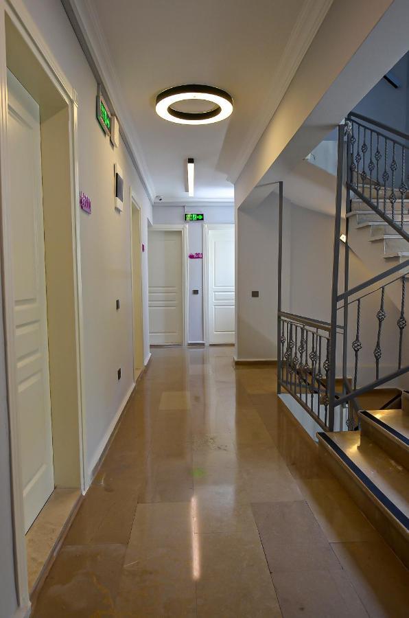 מרמריס Berry Bella Hotel מראה חיצוני תמונה