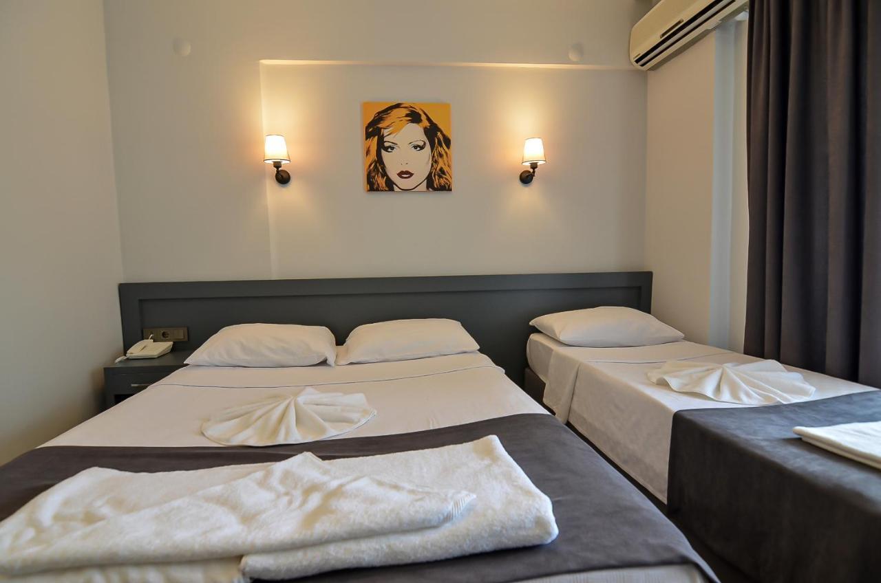 מרמריס Berry Bella Hotel מראה חיצוני תמונה